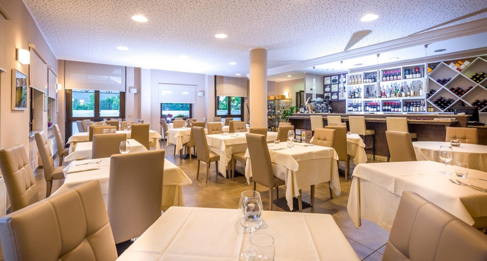 Hotel Des Alpes Роста Экстерьер фото